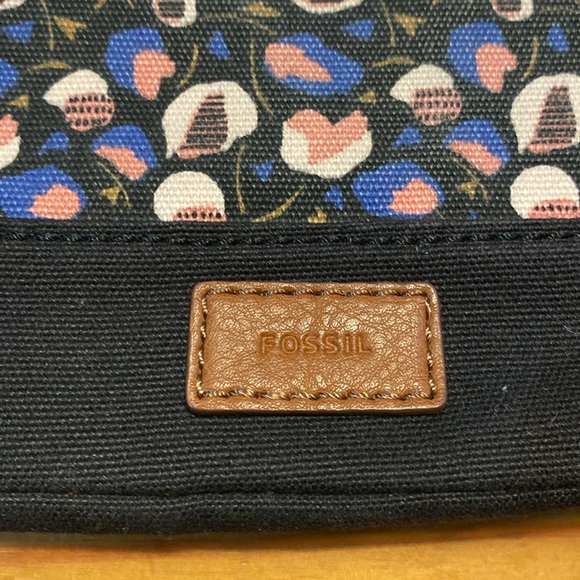 Fossil purse - Picture 3 of 8